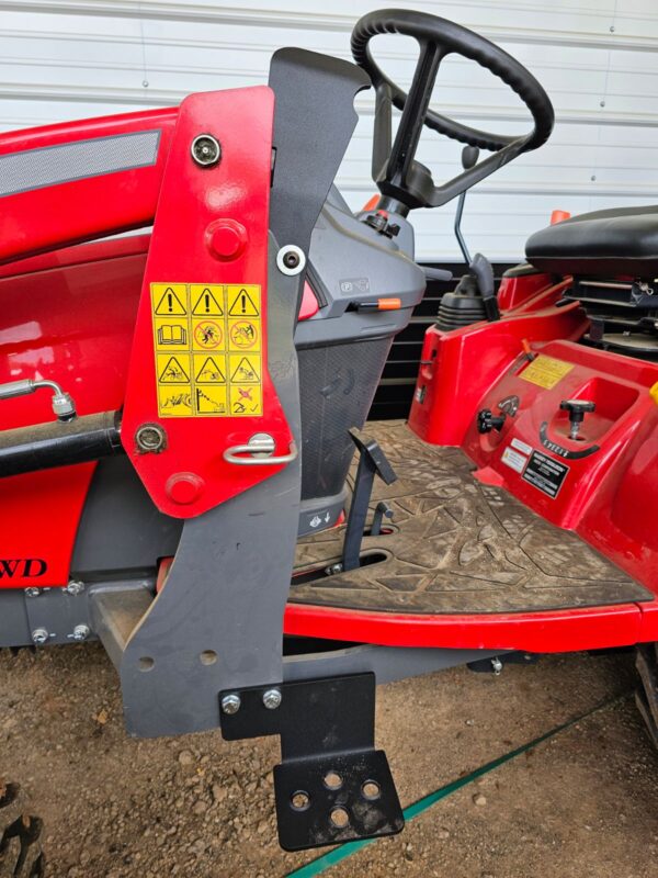 grab handle tractor assistance Massey Ferguson STEP , tractor step